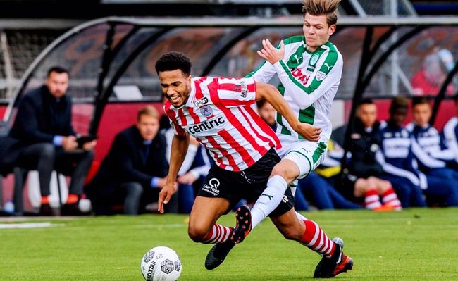 顶接到萨拉 顶接到萨拉