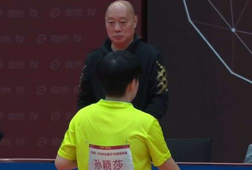 奠定了坚实 奠定了坚实