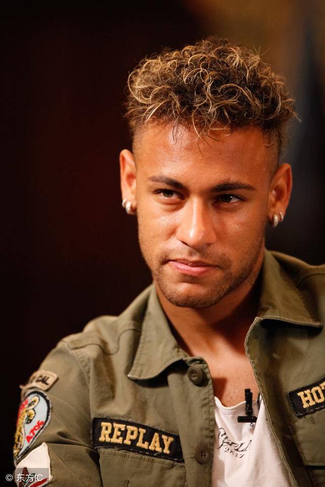 众多观众的 众多观众的