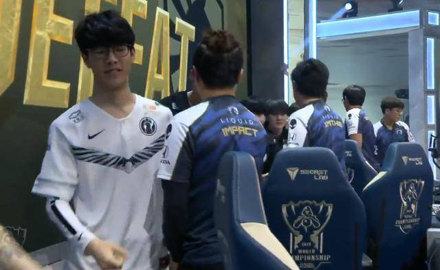 形成了兼具 形成了兼具